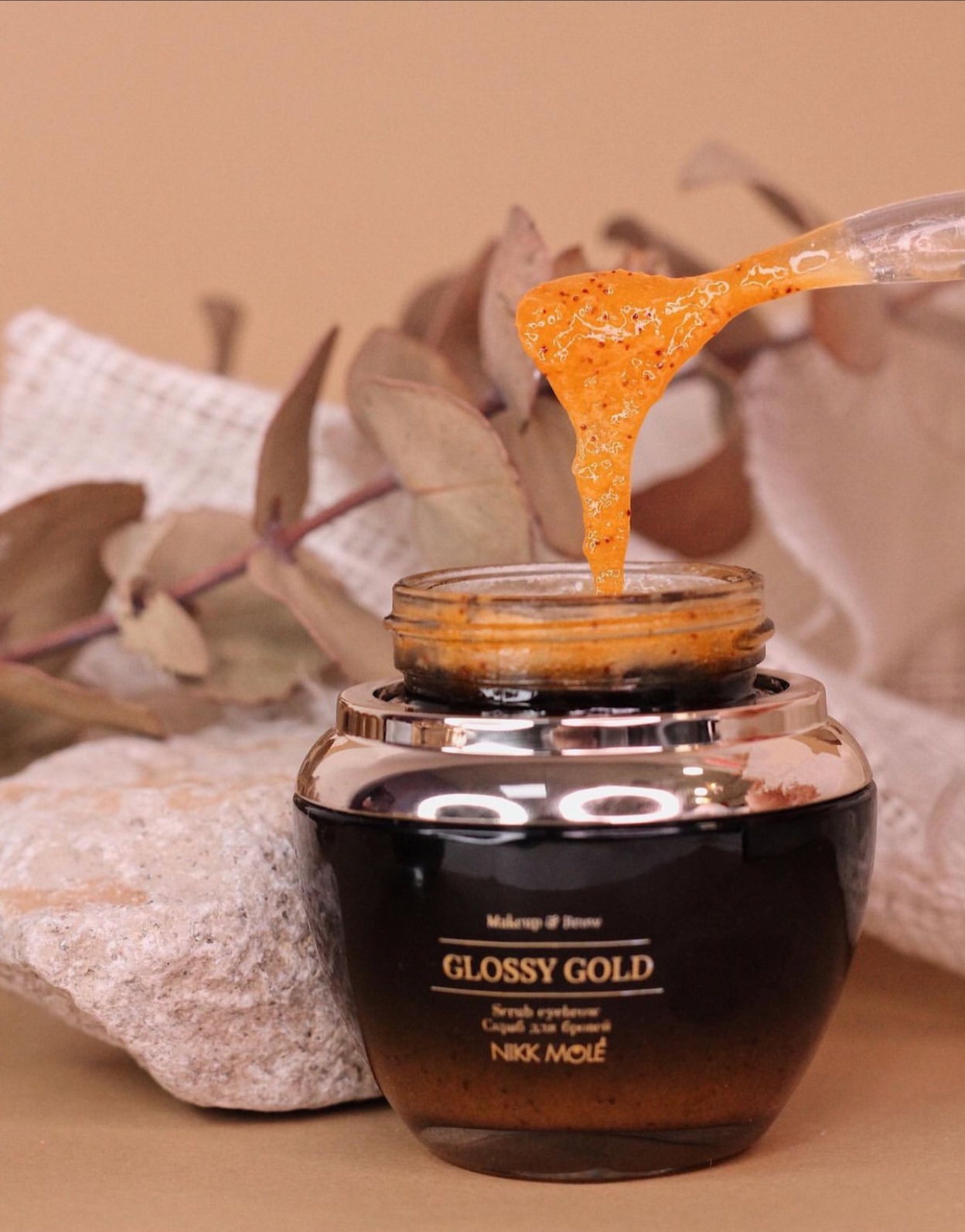 Brow scrub glossy gold - 50ML