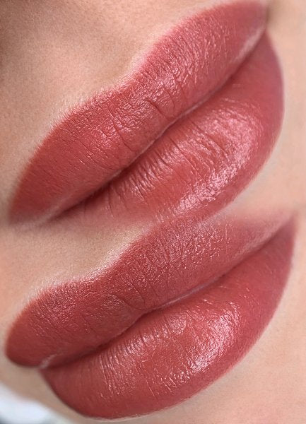 L8 RED ROYAL ORGANIC lip pigment (OPIUM COLORS)