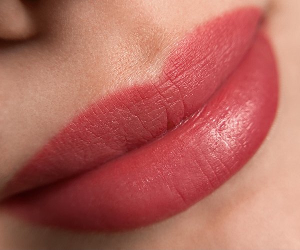 L18 PURE MAGENTA ORGANIC lip pigment (OPIUM COLORS)