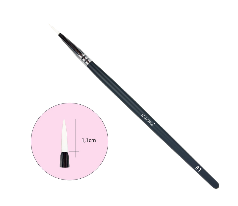 Noemi Brush #1