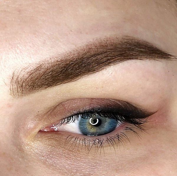 Black diamond eyelid pigment