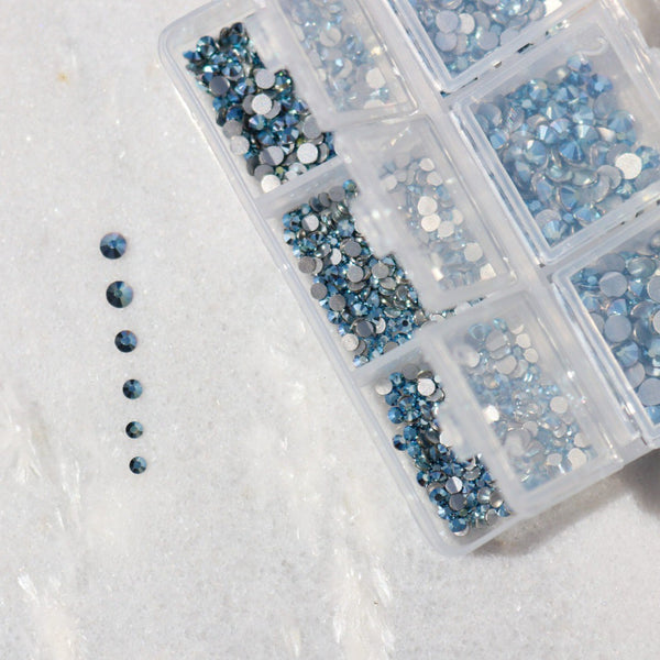 Metal blue crystal mix